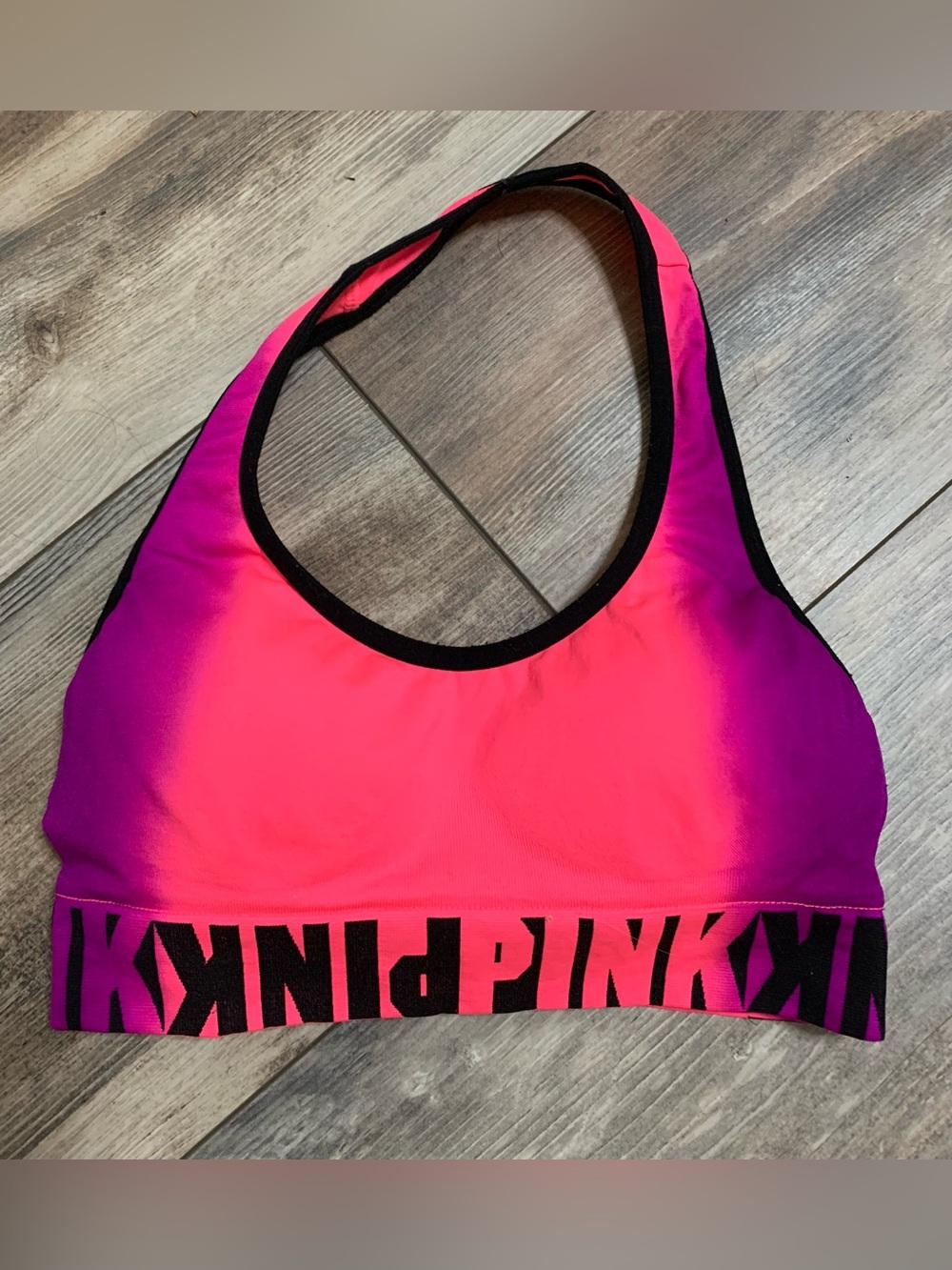 PINK by Victoria’s Secret Ombre Seamless lightly lined Sports Bra